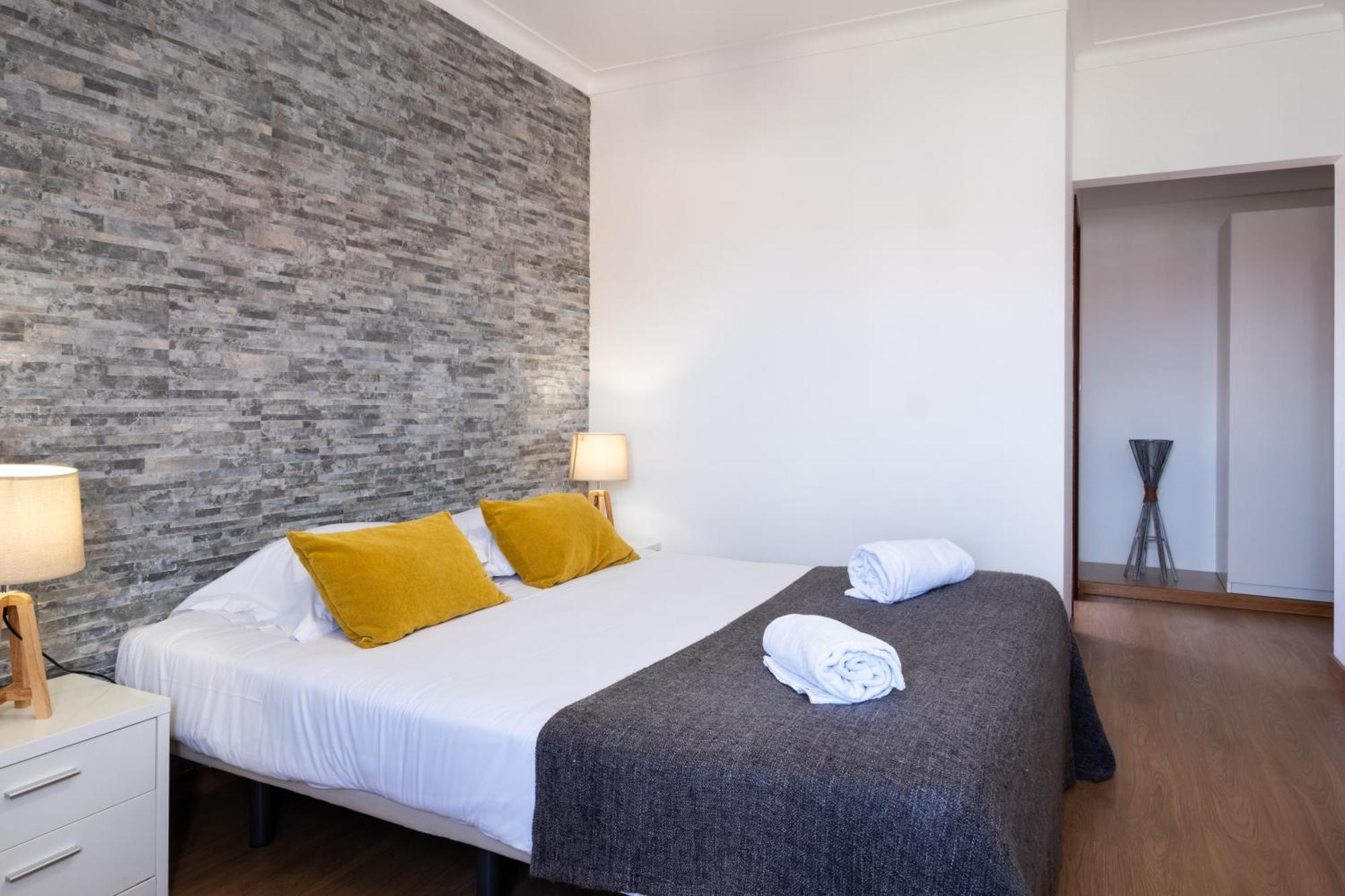 West Side Guesthouse Пениш Екстериор снимка