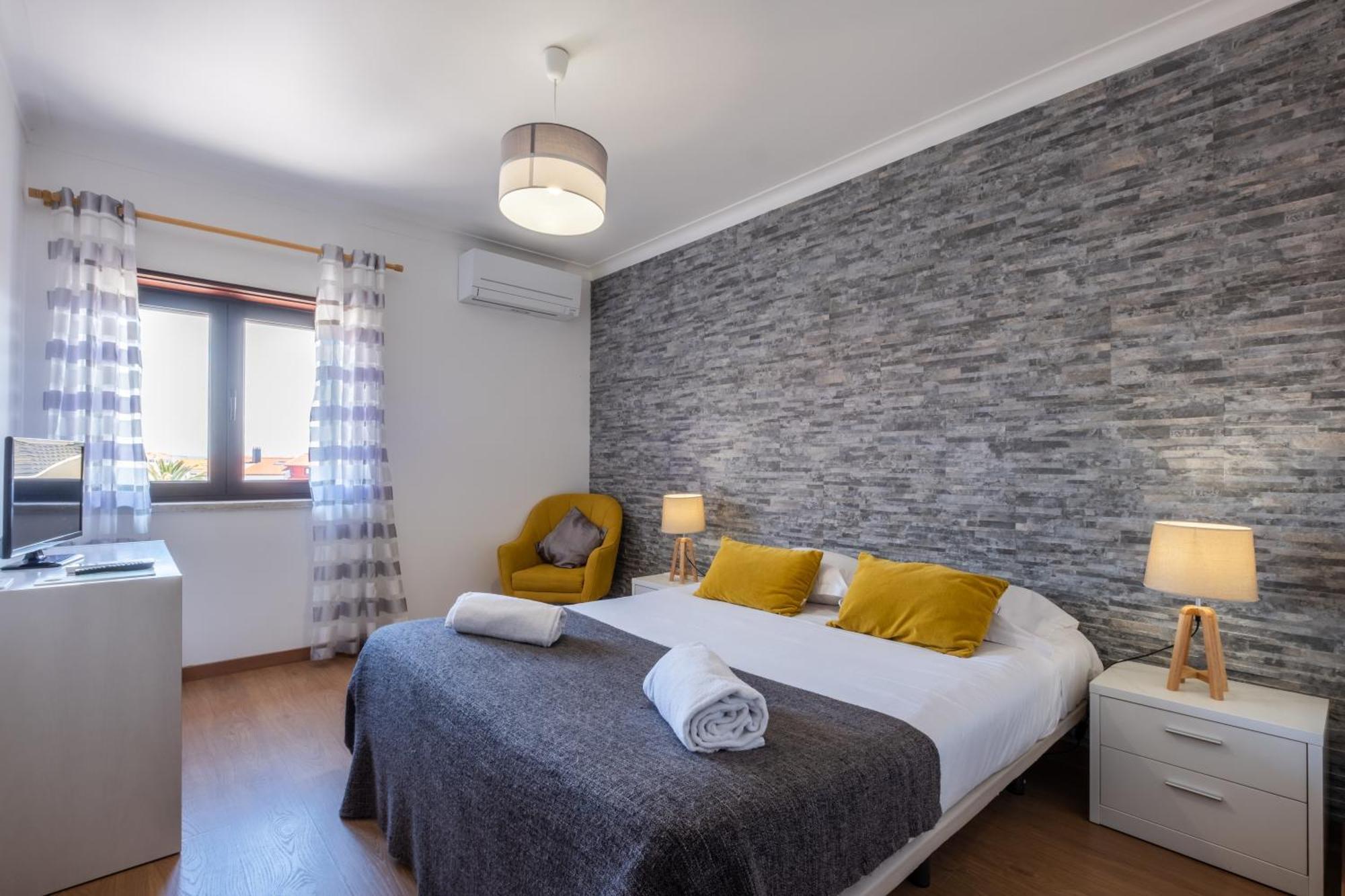 West Side Guesthouse Пениш Екстериор снимка
