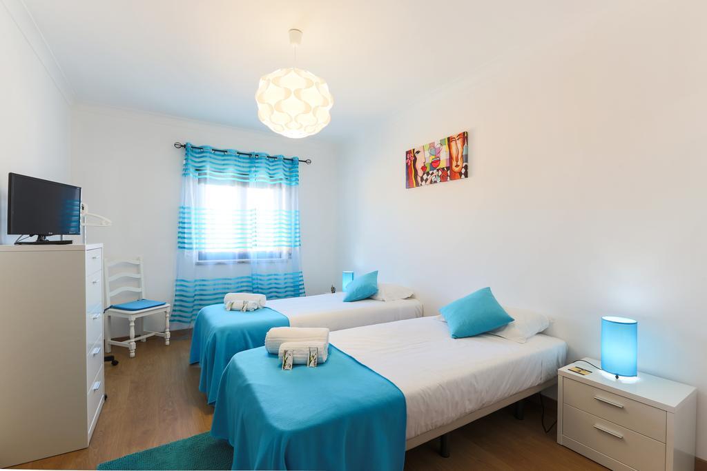 West Side Guesthouse Пениш Екстериор снимка